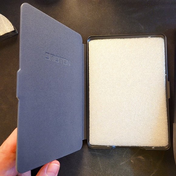 Authentic Omoton Kindle Paperwhite (pre-2018 models) hardshell case, NIB, blue - Picture 1 of 6